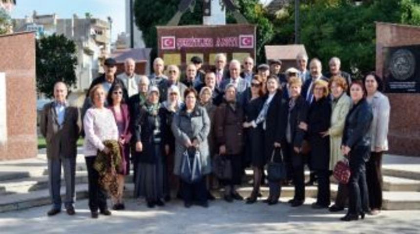 Kaymakam Demirezer Ve Başkan &Ouml;zekmek&ccedil;i&rsquo;den Şehit Aileleri Derneğine Ziyaret