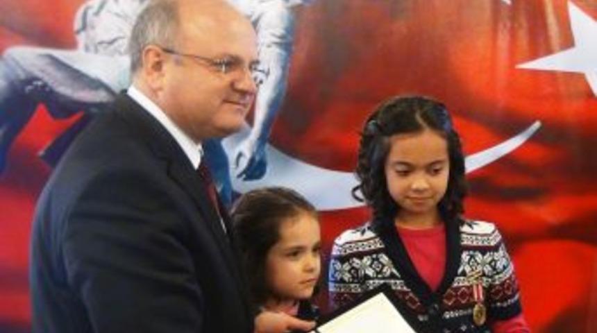 Vali &Ccedil;akacak: Şehitlerin Evlatları Bizim Evlatlarımızdır