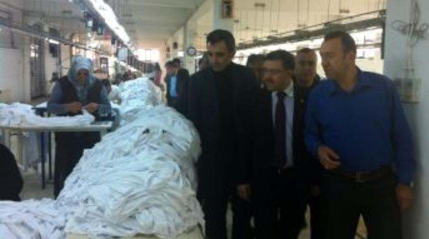 AK Parti'li Başer: İşadamları Ekonomik Gelişmeye B&uuml;y&uuml;k Katkı Sağlıyor