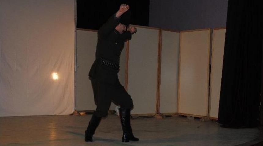 Kozlu End&uuml;stri Meslek Lisesi 18 Mart &Ccedil;anakkale Şehitlerini Anma Programı