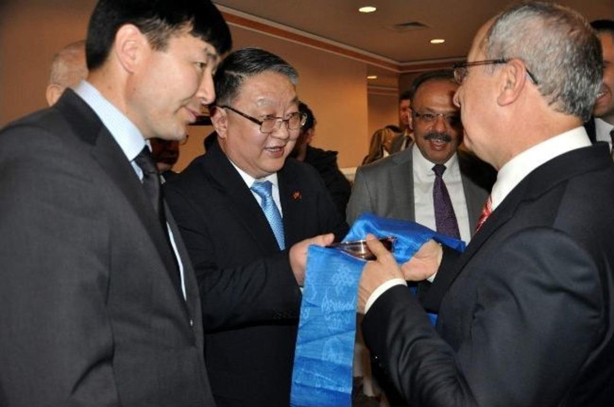 Moğolistan'dan T&uuml;rk İş Adamlarına Yatırım &Ccedil;ağrısı