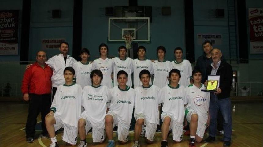 Yeşilgiresun Belediyespor Şampiyonluğunu İlan Etti