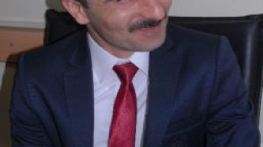 Latif Doğan'ın Benzeri İlgi &Ccedil;ekiyor