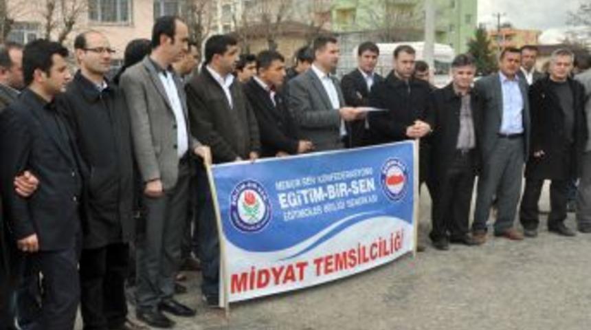 Midyat Eğitim Bir-Sen: Kamuda Fiili Serbest Kıyafet Uygulamasına Başladık