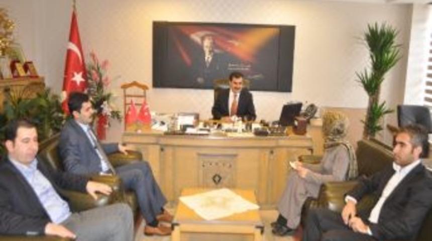 Ak Parti Gen&ccedil;lik Kollarından Milli Eğitim&rsquo;e Ziyaret