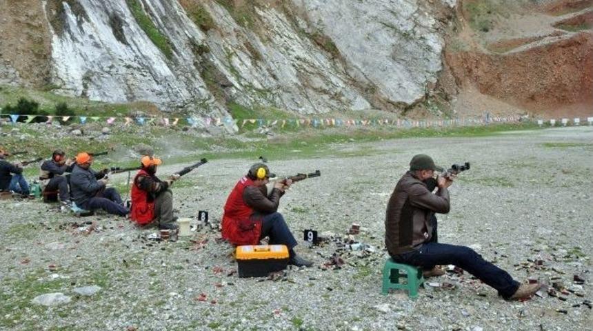 Avcılar Mesir Kupası İ&ccedil;in Ter D&ouml;kt&uuml;