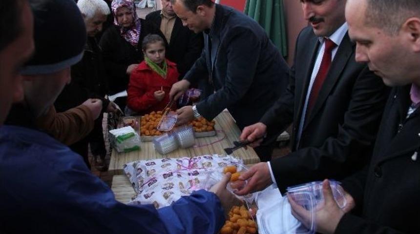 &Ccedil;aycuma&rsquo;da T&uuml;rk Eğitim Sen &Ccedil;anakkale Şehitlerini Andı