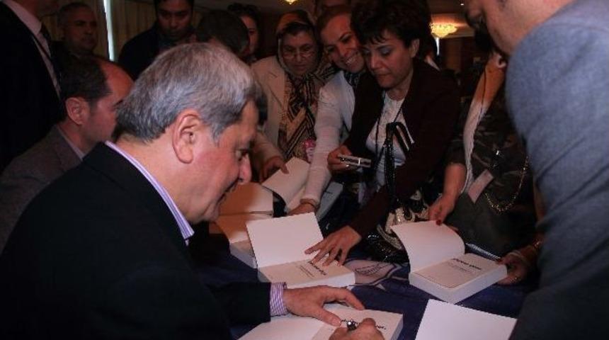 Karaosmanoğlu Mersin'de Ders Verdi