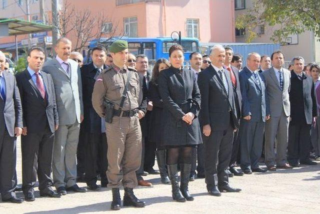 Kaynarca 18 Mart Şehitlerini Andı