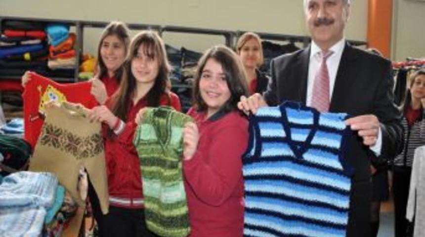 &Ouml;ğrenciler, Ihtiya&ccedil; Sahibi &Ouml;ğrencilerin Kıyafet Ihtiyacını Giderecek