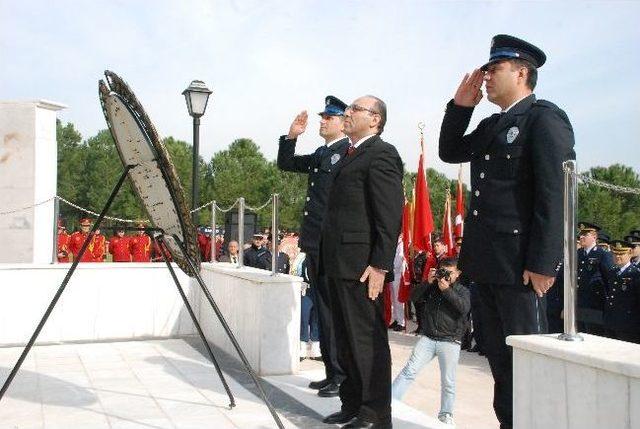 Akhisar&rsquo;da &Ccedil;anakkale Zaferi nin 98. Yıl D&ouml;n&uuml;m&uuml; T&ouml;renleri 1