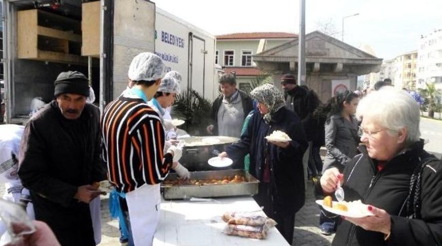 Edremit'te Aş&ccedil;ılar Şehitleri Unutmadı