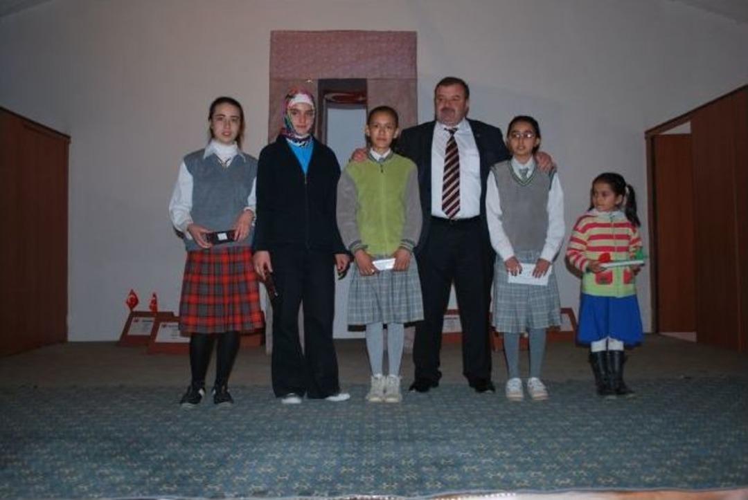 Pazarlar&rsquo;da Şehitleri Anma G&uuml;n&uuml; &Ccedil;eşitli Etkinliklerle Kutlandı