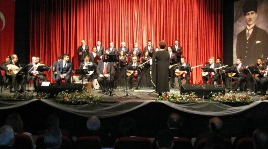 Sivas&rsquo;ta &Ccedil;anakkale Şehitleri İ&ccedil;in Anma Konseri D&uuml;zenlendi