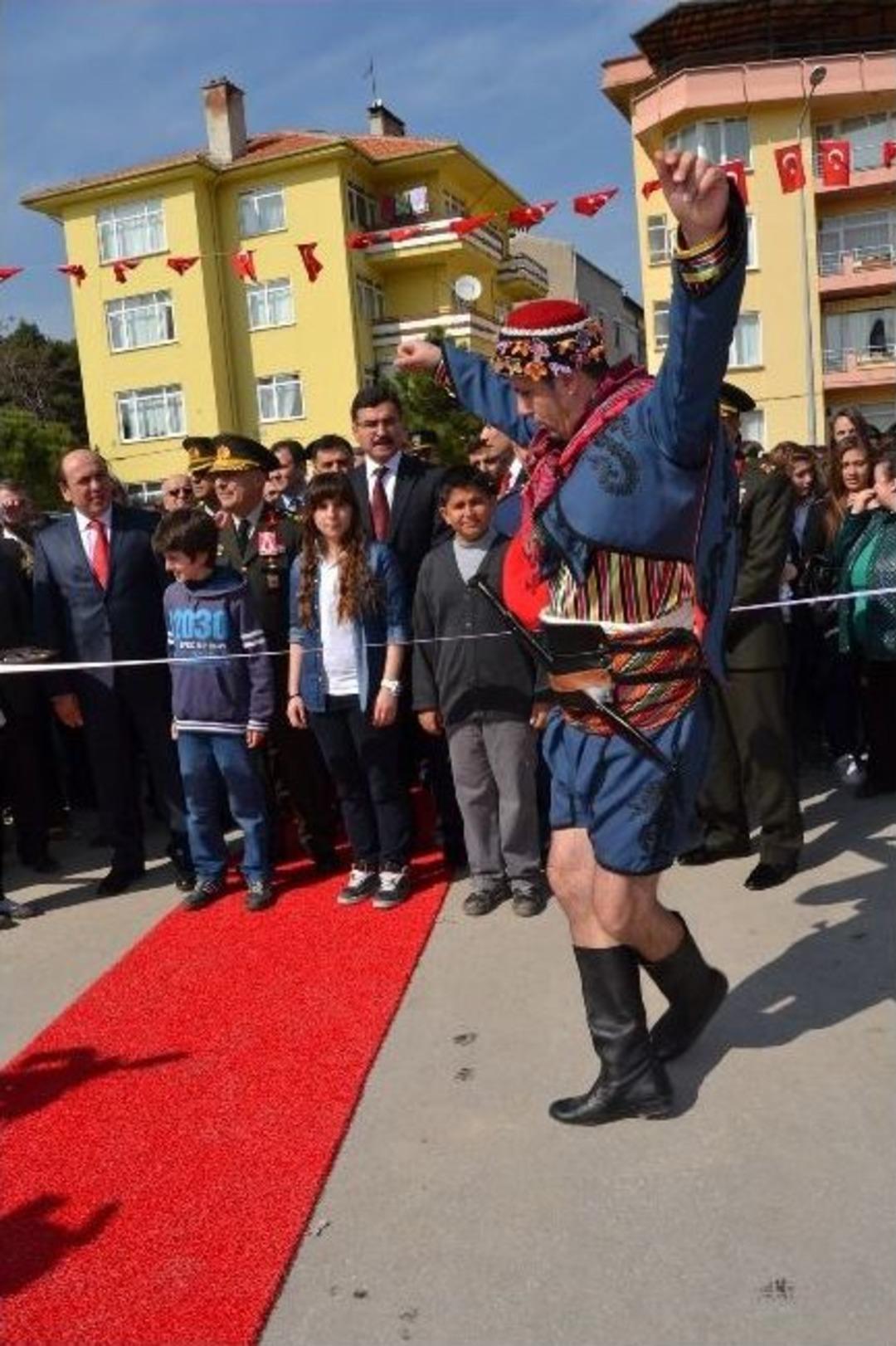 Balıkesir 2778 &Ccedil;anakkale Şehidini Andı