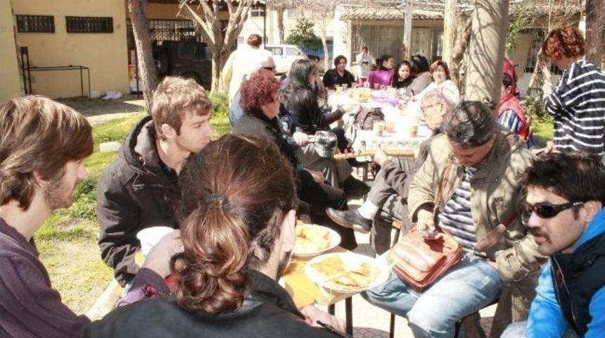 Engellilerin Kahvaltıda Buluştu