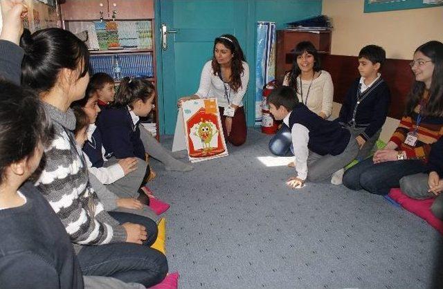 Tegv in  ateşb&ouml;ceği  Tırı Mersin deki Okulları Geziyor 1