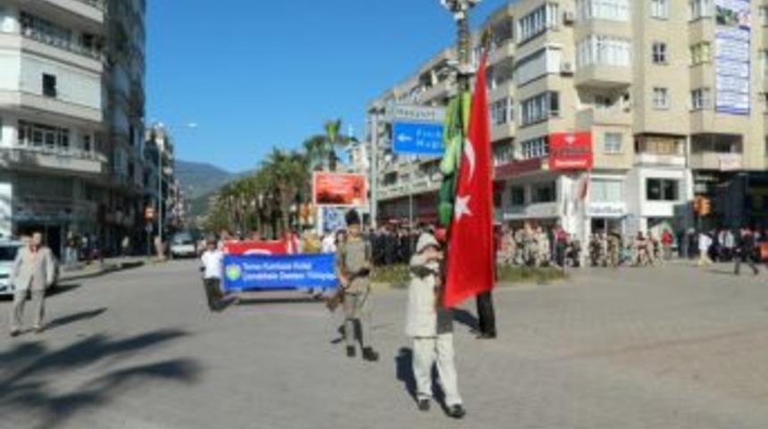 &Ccedil;anakkale ruhunu canlandırdılar