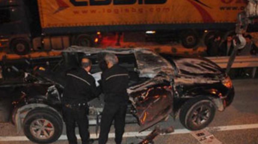 Bursa'da feci kaza; 2 &ouml;l&uuml;, 2 yaralı