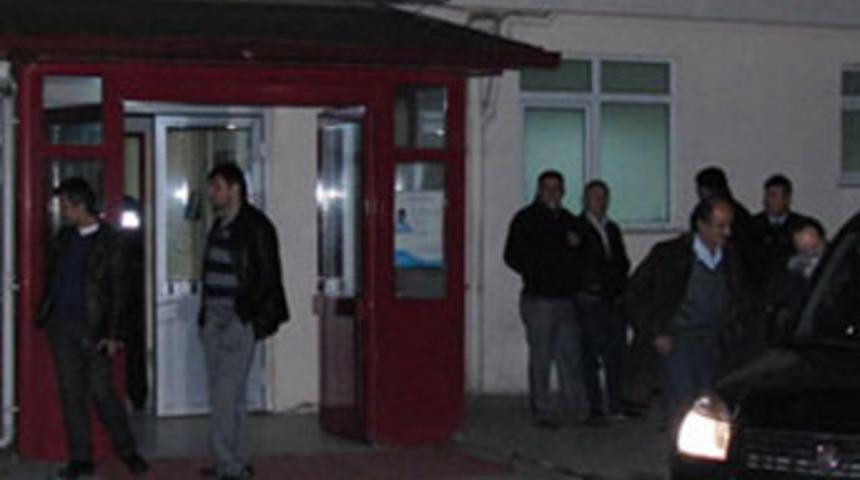 Bartın'da &ouml;ğrenci kavgası: 2 yaralı