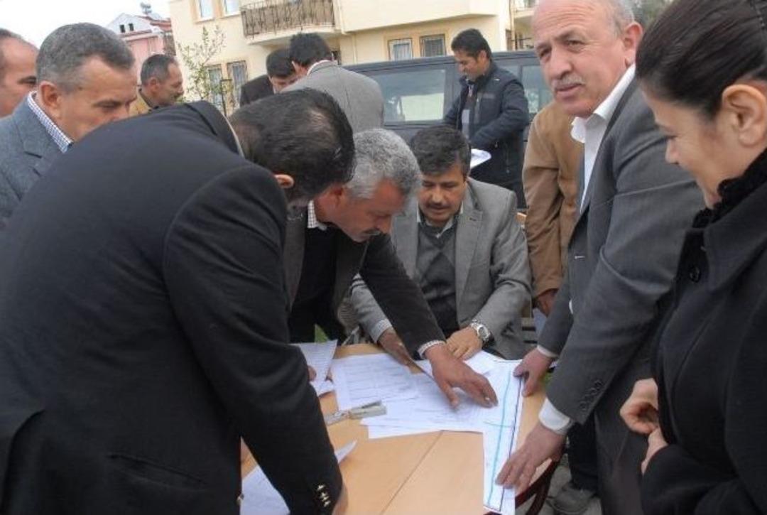 Ak Parti &Ccedil;atalarık Mahallesi'ne Girdi