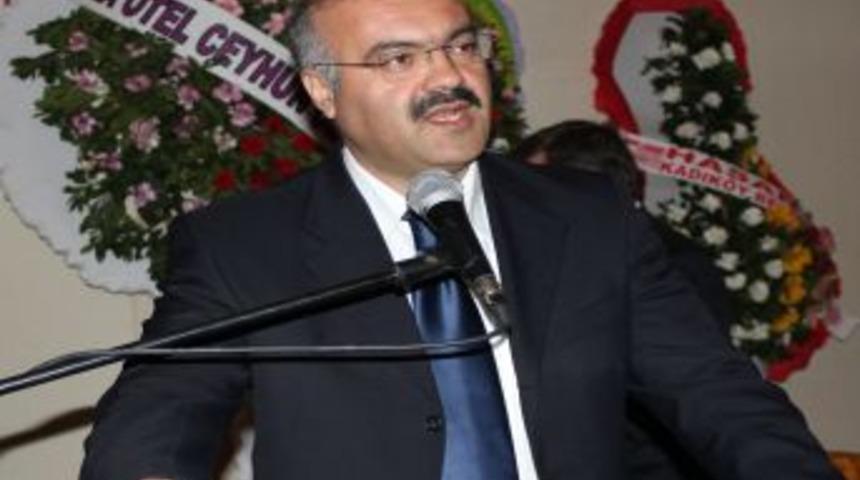 Edremit&rsquo;te '&Ccedil;anakkale Ruhu' Konferansı D&uuml;zenlendi