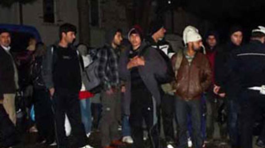 MİT kampına girmek isterken yakalandılar