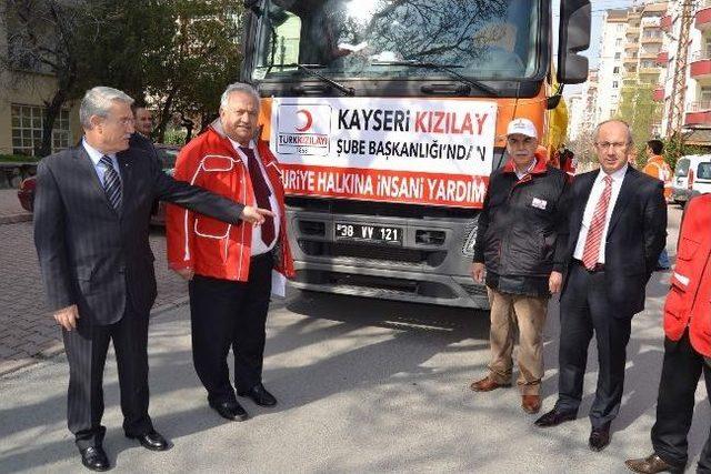 Türk Kızılay’ı Kayseri Şubesinden Suriyeli Vatandaşlara İnsani Yardım