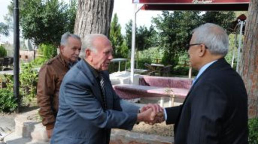 Başkan Kocamaz, huzur evi sakinleri ile kahvaltıda buluştu