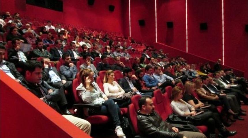 Trabzon&rsquo;daki Avm&rsquo;ler Bir Araya Gelerek Toplantı Yaptı