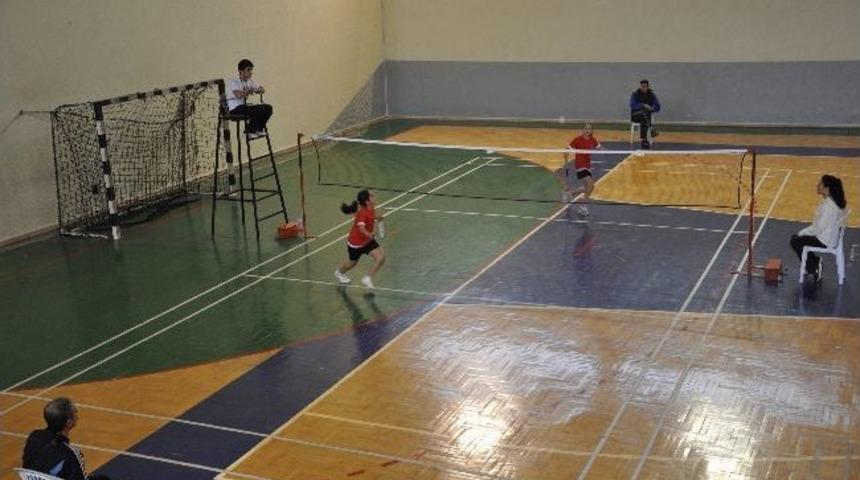 &Ouml;demiş Zafer İlkokulu, İzmir 3.'s&uuml; Oldu