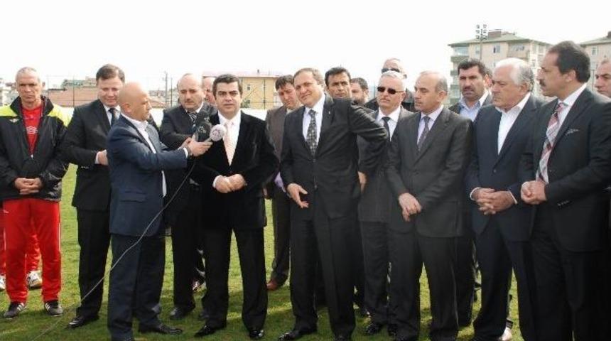 Vali D&uuml;zg&uuml;n&rsquo;den Orduspor&rsquo;a Moral Ziyareti