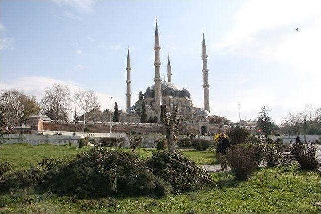 Selimiye Meydanına D&uuml;zenleme 1