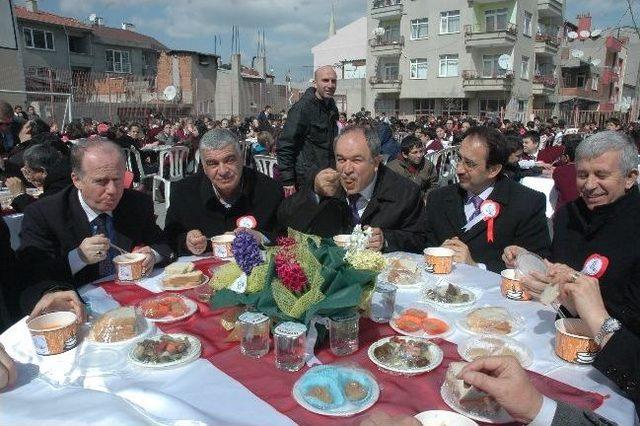 Öğrenciler Çanakkale Menüsü Yedi