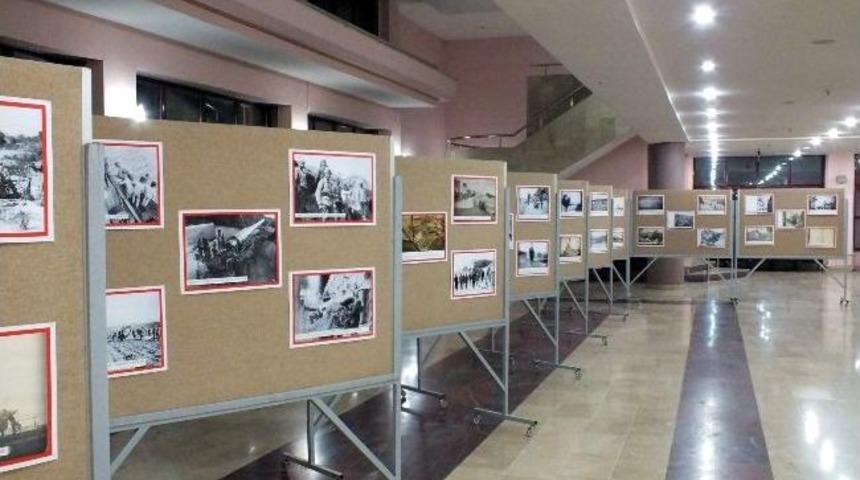 Boytaş &Ccedil;alışanları, ''&ccedil;anakkale, Biz Hep Buradayız'' Oyununu Sahneledi