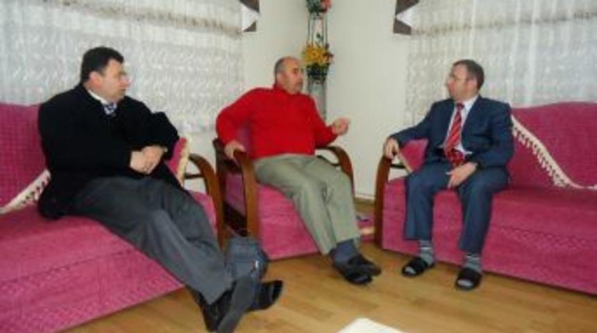 SAMED&rsquo;den Şehit Babası Rahim &Ouml;zay&rsquo;a Ziyaret