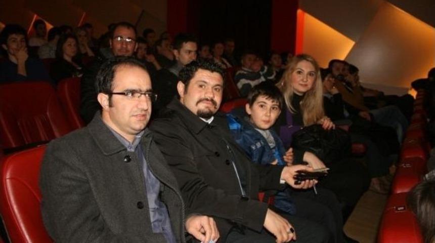 İkayder &Uuml;yelerinin Tiyatro Molası