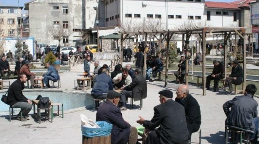 G&uuml;neşli Hava Vatandaşları Sevindirdi