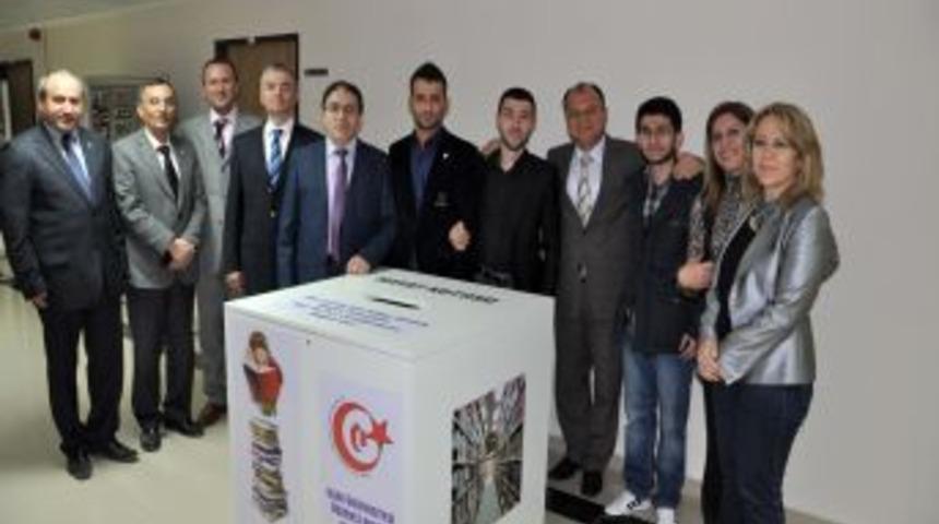 Uşak &Uuml;niversitesi&rsquo;nden K&ouml;y Okullarına K&uuml;t&uuml;phane Kampanyası