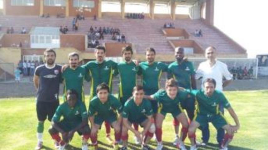 Hakkari&rsquo;de Amat&ouml;r Futbol Ligi M&uuml;sabakası