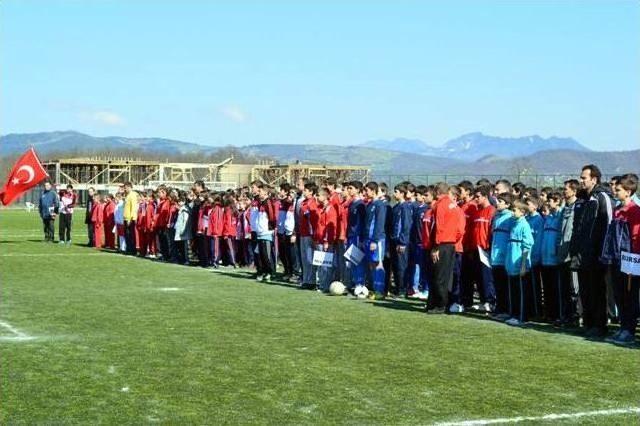 Yıldız Kız Ve Erkekler Grup M&uuml;sabakaları Nefes Kesti 1