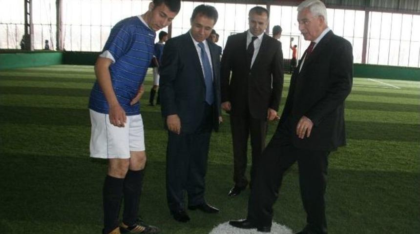 Karaman&rsquo;da &ldquo;emniyet'ten Bir Yıldız Doğuyor&rdquo; Futbol Turnuvası