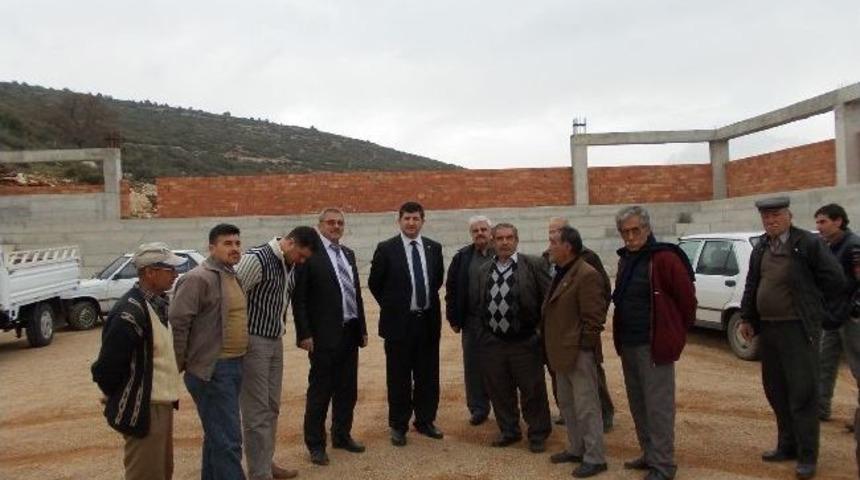 İl Genel Meclisi Başkanı Arı, K&ouml;ylerde &Ccedil;alışmaları İnceledi