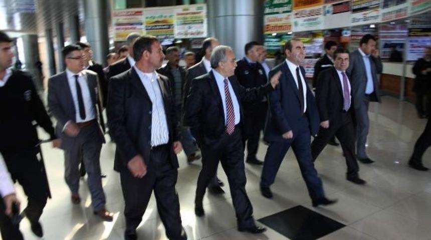 Fakıbaba İle Yusuf Eğilmez Yeni Otogarı Gezdi