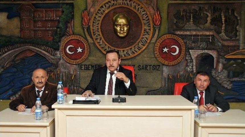 G&uuml;m&uuml;şhane İl Genel Meclisi Doka Projeleri İ&ccedil;in Olağan&uuml;st&uuml; Toplandı