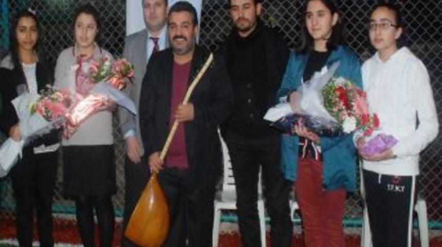 'Şehide En G&uuml;zel Mektubu' Yazdılar &Ouml;d&uuml;l&uuml; Kaptılar