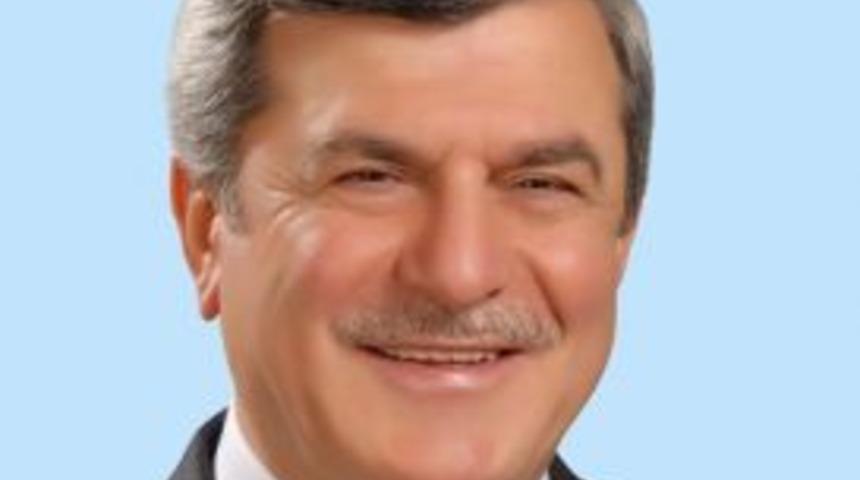 &ldquo;Bug&uuml;n&uuml;m&uuml;z&uuml; inşa eden yaşlılara h&uuml;rmet edelim&rdquo;