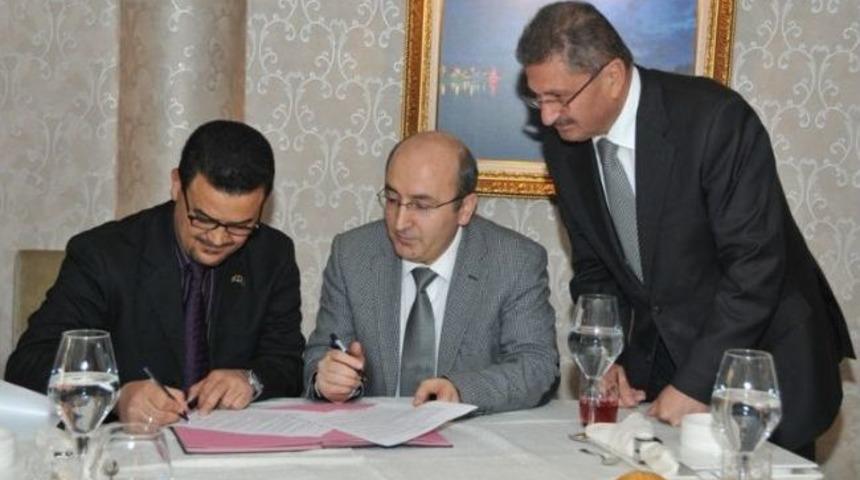 Hitit &Uuml;niversitesi Ve Omar Al-mukhtar &Uuml;niversitesi Arasında İkili İşbirliği Anlaşması