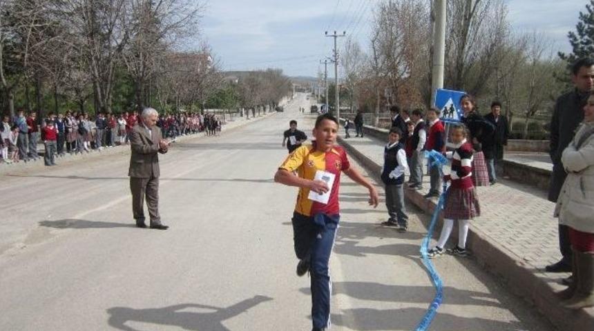 Sulakyurt'ta Atletizm Se&ccedil;meleri Yapıldı
