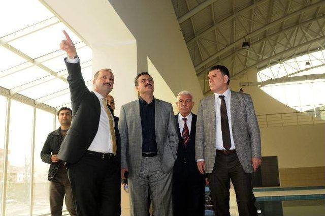 Ak Parti&rsquo;li İpek, Mamak taki Yatırımları İnceledi 1